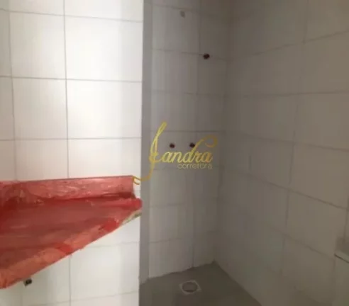 Imagem Apartamento padrão três dormitorios com móveis fixos e garagem