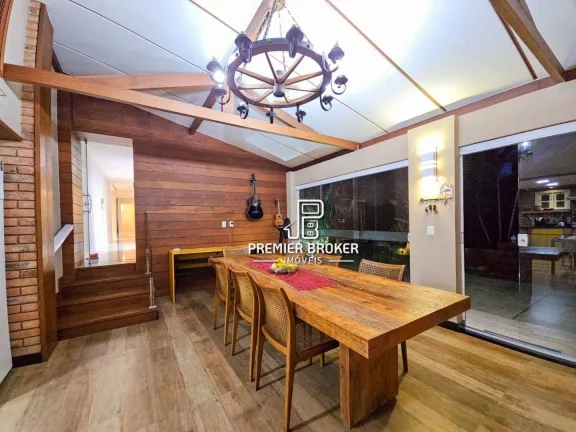 Imagem Casa com 5 dormitórios à venda, 393 m² por R$ 4.750.000,00 - Quebra Frascos - Teresópolis/RJ