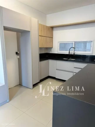 Imagem Apartamento 2 Quartos para Venda em Itapema, meia praia, 2 dormitórios, 2 suítes, 2 banheiros, 1 vaga