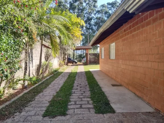 Imagem Linda Chácara à Venda em Cabreúva-SP