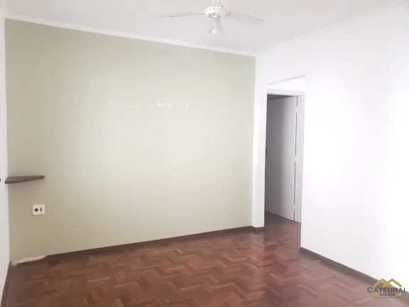 Imagem Casa com 4 quartos sendo 1 suíte e 4 vagas no Jardim Eulina em Campinas - SP