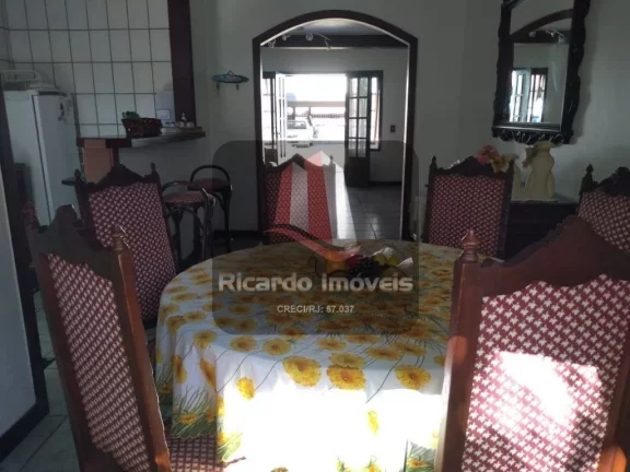 Imagem Excelente Casa Duplex Mobiliada 50 Mts da Praia