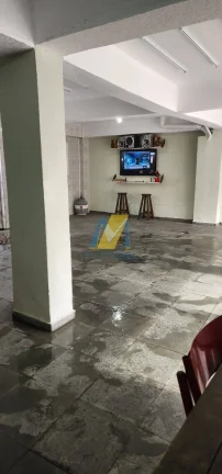 Imagem Duas Casas Comerciais no Mesmo Terreno com 10 Vagas e Excelente Estrutura