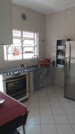 Imagem Casa térrea 2 dormitórios sendo 1 suíte no bairro CAIÇARA