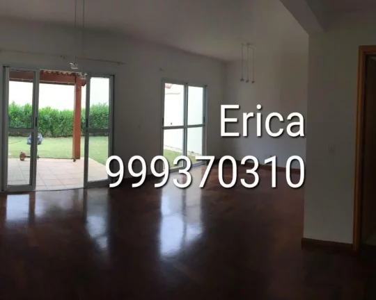 Imagem Lindo sobrado em condomínio fechado com 4 suítes FL11