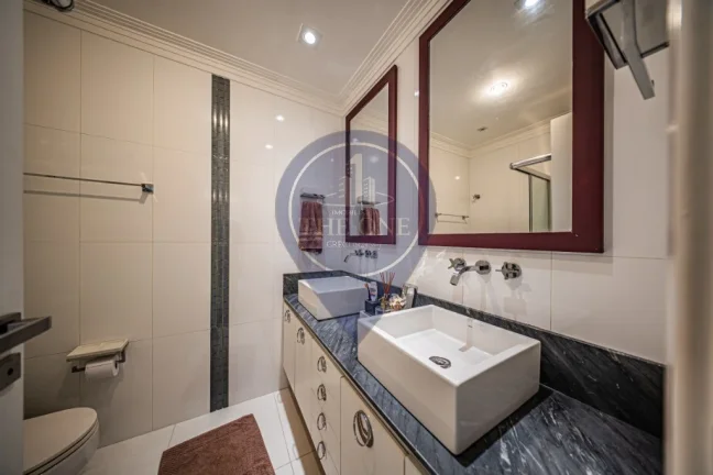 Imagem Impecável apartamento de 3 quartos e 3 suítes no Ipiranga, São Paulo - 130m², 2 salas, 5 banheiros e 3 vagas de garagem