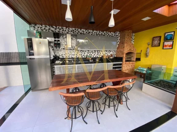 Casa com 340m² de construção, área gourmet, Caladinho de Baixo