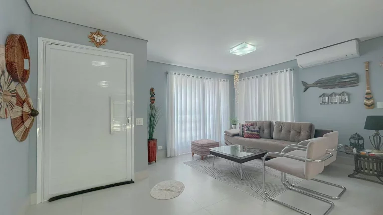 Imagem *Viva com Luxo e Conforto na Riviera - Casa à Venda no Módulo 18*