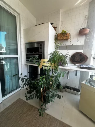 Imagem LINDO APARTAMENTO COM PORTEIRA FECHADA.