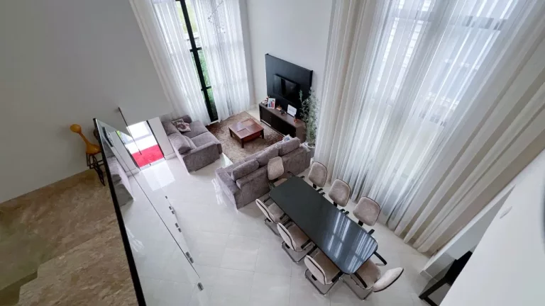 Imagem CASA com 4 dormitórios à venda com 452.84m² por R$ 1.950.000,00 - GUARAPUAVA / PR
