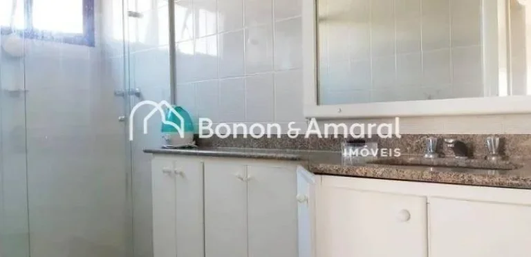 Imagem Apartamento com 3 quartos e 5 banheiros à venda, Cambuí

Lindo e excelente apartamento, reformado ...