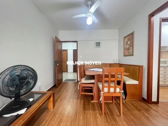 Imagem Apartamento a venda na quadra do mar, localizado no Centro Sul de Balneário Camboriú.