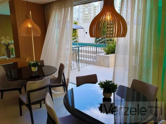 Imagem Apartamento Quadra Mar para Venda em Balneário Camboriú / SC no bairro Centro