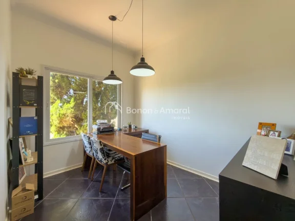 Imagem Casa Condomínio Estância Paraíso - Região Alphaville

Charmosa, construção sólida, 602 m² de...