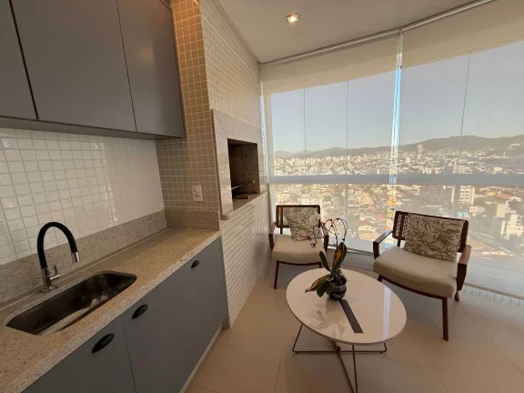 Imagem Apartamento 3 suítes e 3 vagas de garagem no Centro de Balneário Camboriú/SC