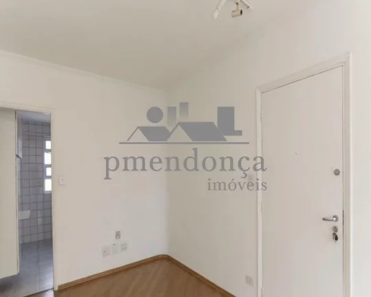 Imagem Apartamento com living para 02 ambientes com piso laminado, 02 dormitórios, banheiro, dependência ...