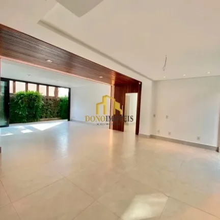 Imagem Casa Moderna e Sustentável no Swiss Park SBC | 4 Suítes | 400 m² | Energia