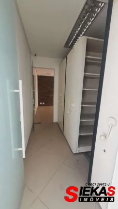 Imagem Salão Comercial de Alto Padrão na Vila Carrão, São Paulo-SP: 17 salas, 30 banheiros, 50 vagas de garagem, 3.337m² de área.