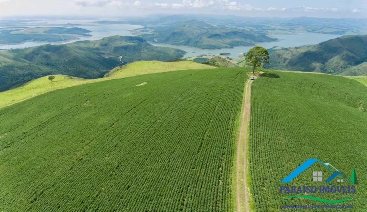 Imagem Fazenda Espetacular às Margens da Represa de Furnas - Oportunidade Única!