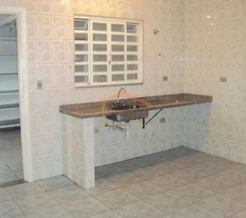 Imagem Sobrado 5 dormitórios, sala para 2 ambientes, cozinha, 3 banheiros, lavabo, área de serviço e 2 v...