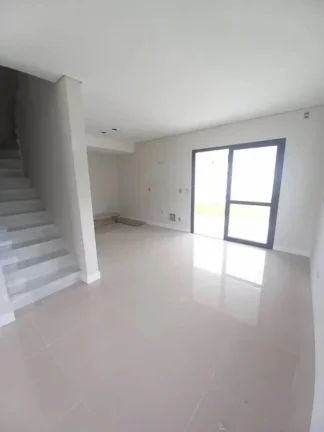 Imagem Casa com 3 dormitórios à venda, 130 m² - Cachoeira do Bom Jesus - Florianópolis/SC