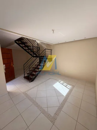 Imagem Casa com 2 dormitórios, quintal e energia sustentável à venda