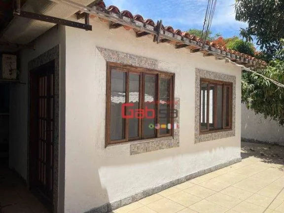 Imagem Casa com 4 dormitórios à venda, 600 m² por R$ 2.000.000,00 - Ogiva - Cabo Frio/RJ