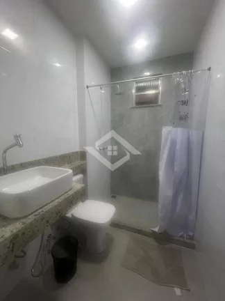 Imagem Apartamento 100 m², 3 Quartos, Reformado, à Venda em Copacabana Posto 2
