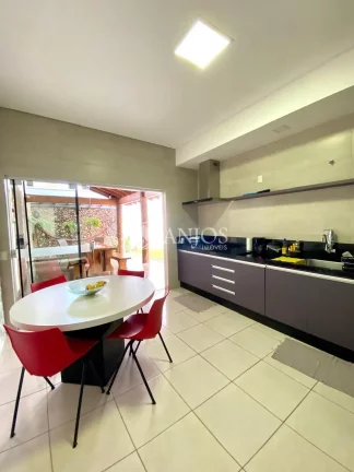 Imagem CASA Á VENDA, NO SETOR RESIDENCIAL NORTE EM SINOP - MT.