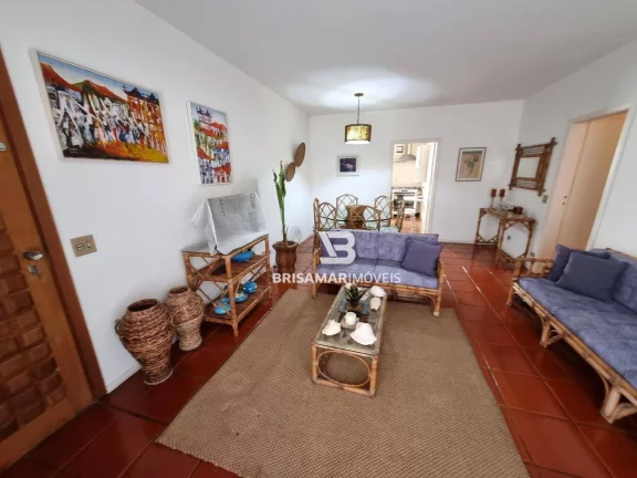 Imagem PITANGUEIRAS- LOCALIZAÇÃO PRIVILEGIADA , AMPLOS APARTAMENTO COM 122 M² ÚTES , 02 VAGAS DE GARAGEM NO PRÉDIO , SALÃO DE FESTAS E CHURRASQUEIRA.