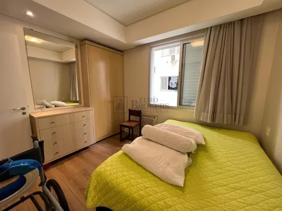 Imagem Apartamento Vista Mar com 3 dormitórios à venda no Centro de Balneário Camboriú/