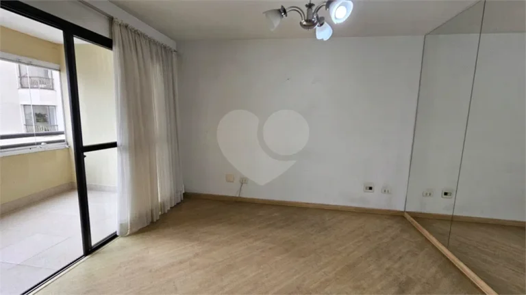Imagem Apartamento à venda com 3 quartos, sendo 1 suíte, no condomínio Phoenix, São Paulo - SP