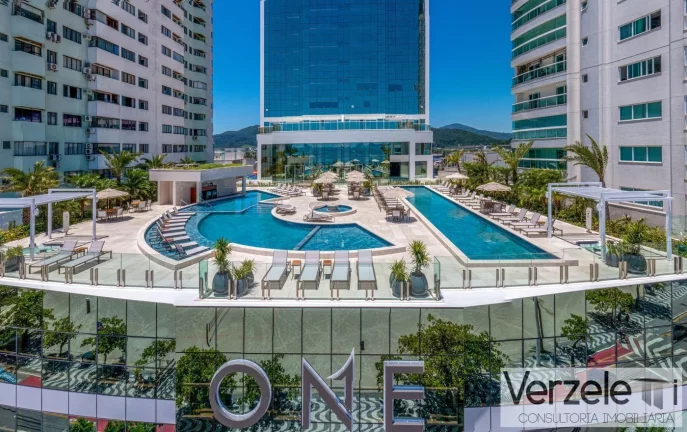 Imagem Frente ao Mar para Venda em Balneário Camboriú / SC no bairro Centro