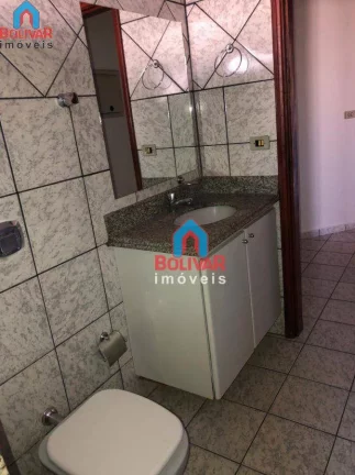 Imagem Casa com 3 dormitórios para alugar, 200 m² por R$ 2.700,00/mês - Residencial Jardim Primavera - Itumbiara/GO