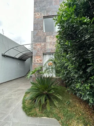 Imagem Casa com 3 dormitórios à venda, 140 m² por R$ 680.000,00 - Visão - Lagoa Santa/MG