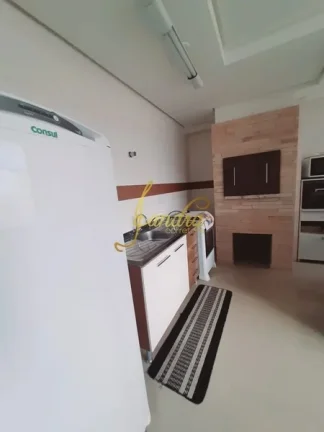 Imagem Ótimo apartmamento com 3 dorm um sendo suite, mobiliado beira mar