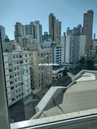Imagem Apartamento com Linda Vista Mar á Venda com 03 Suítes na quadra do mar em Balneário Camboriú