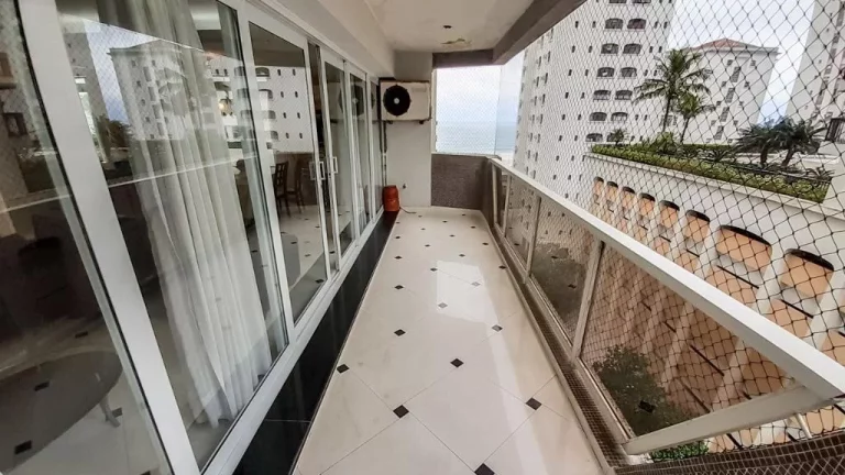 Imagem Apartamento com 3 dormitórios à venda, 176 m² - Pitangueiras - Guarujá/SP