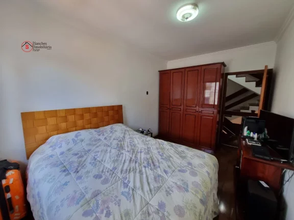 Imagem Casa belíssima na Mooca, 277m, 3 andares, com espaço gourmet, 4 quartos sendo 2 suítes, vaga para 3 carros