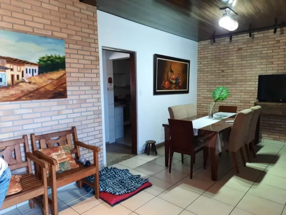 Imagem Casa com 5 dormitórios à venda, 242 m² por R$ 700.000,00 - Centro - Poá/SP