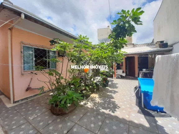 Imagem Casa Semi-Mobiliada com 03 suítes sendo 01 máster, localizado em Balneário Camboriú - SC