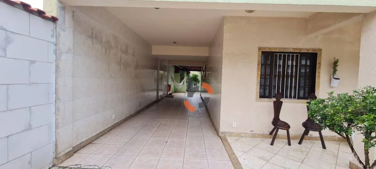 Imagem (Venda) Casa com 4 dormitórios - Caonze - Nova Iguaçu/RJ