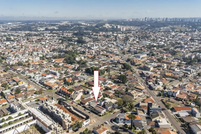 Imagem Terreno de Esquina no Bairro Portão – Excelente Oportunidade para Construtores!