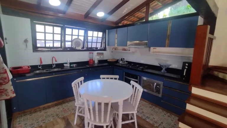 Imagem CASA COM 4 DORMITÓRIOS SUÍTES - PRAIA CAMBURI - SÃO SEBASTIÃO