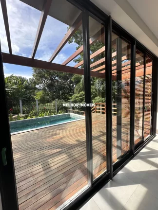 Imagem Casa de Alvenaria nova com 3 suítes localizada na Praia de Taquaras em Balneário Camboriú - SC