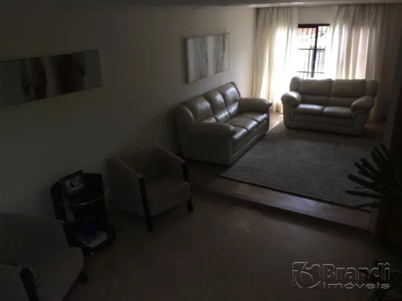 Imagem Sobrado à venda com 150M² aceita permuta de 50% valor do imóvel