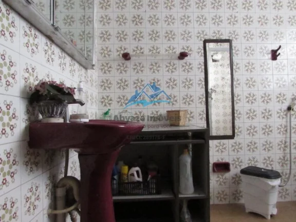 Imagem Casa à Venda no Centro de Carapicuíba | 5 Quartos e Garagem