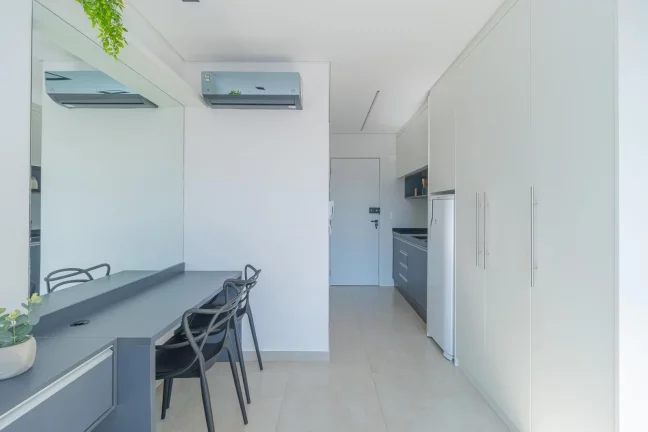 Imagem Apartamento de 1 quarto no bairro Água Verde