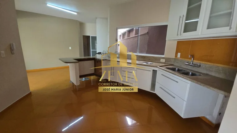 Imagem Sobrado Alto Padrão, Esquina, 04 dorm, Piscina, Gourmet, 281m2, Planejados
