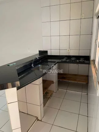 Imagem Casa com 3 dormitórios à venda, 159 m² por R$ 300.000,00 - Setor Primavera - Araporã/MG